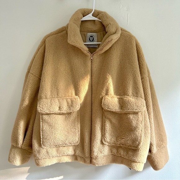 Urban Outfitters Tan Teddy Fleece Bomber Jacket Oversized Pockets - Picture 1 of 7